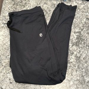 Born primitive recovery joggers